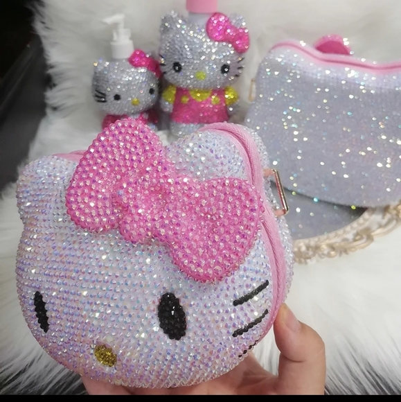 Hello Kitty Rhinestone Bag - Picture 5 of 16